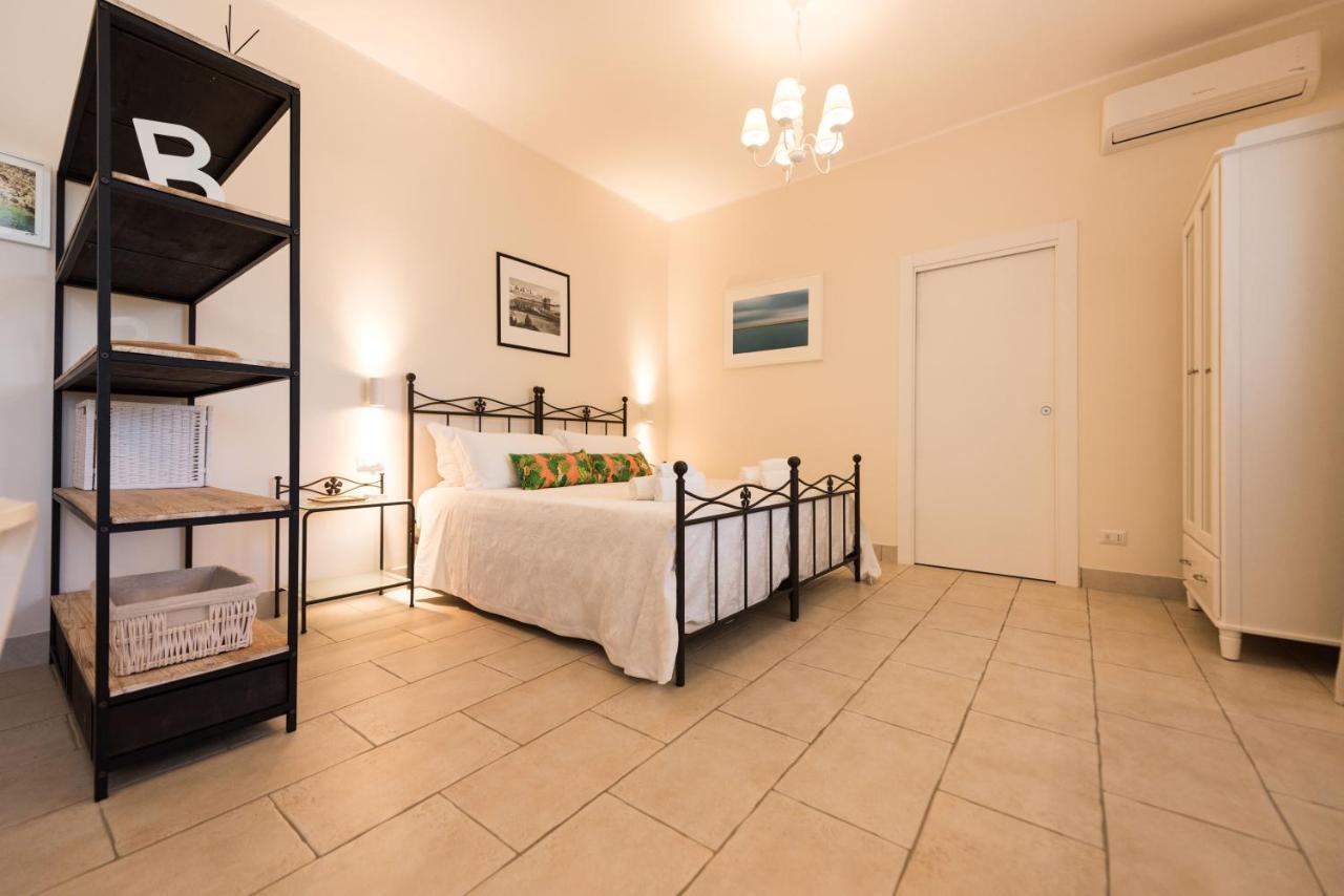 Bed and Breakfast Residenza Il Sole Monopoli Exterior foto