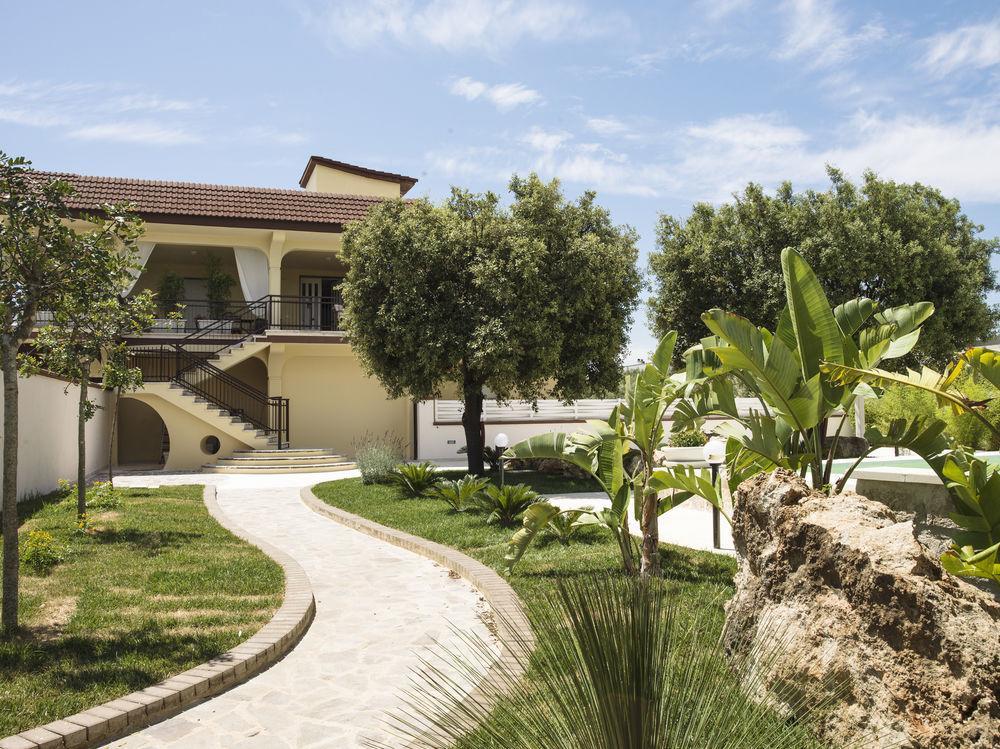 Bed and Breakfast Residenza Il Sole Monopoli Exterior foto