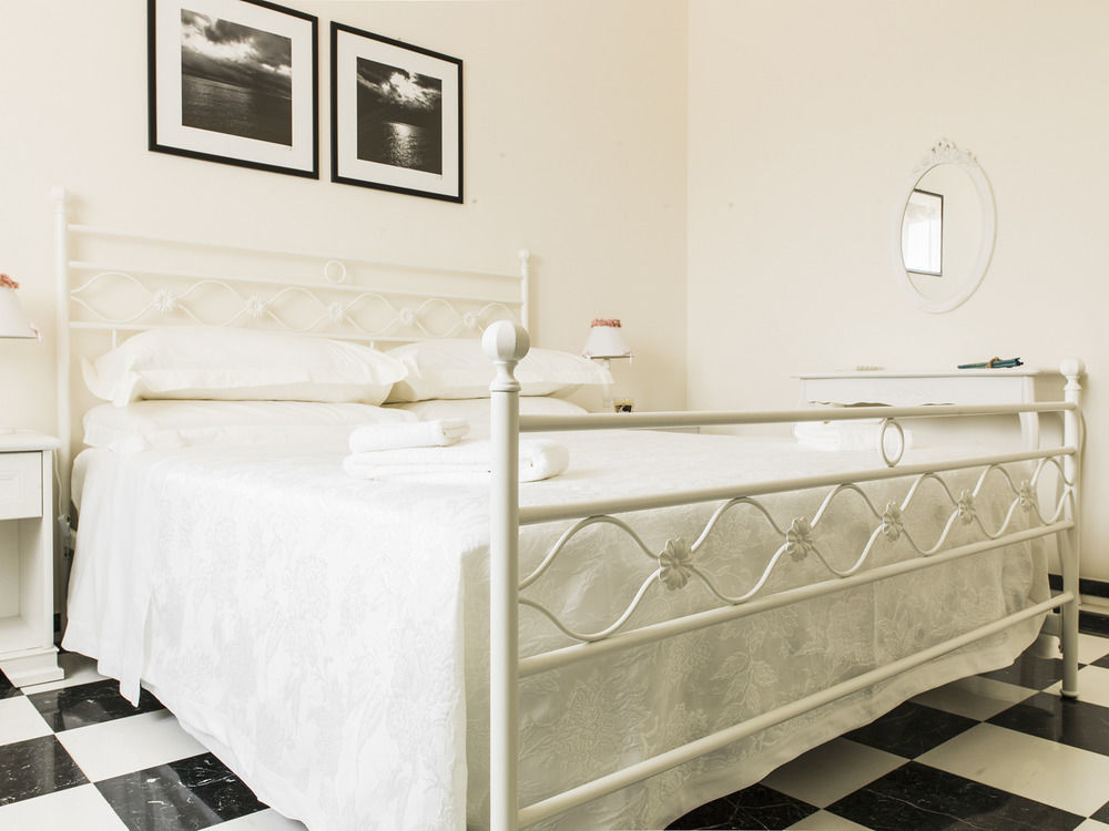 Bed and Breakfast Residenza Il Sole Monopoli Exterior foto